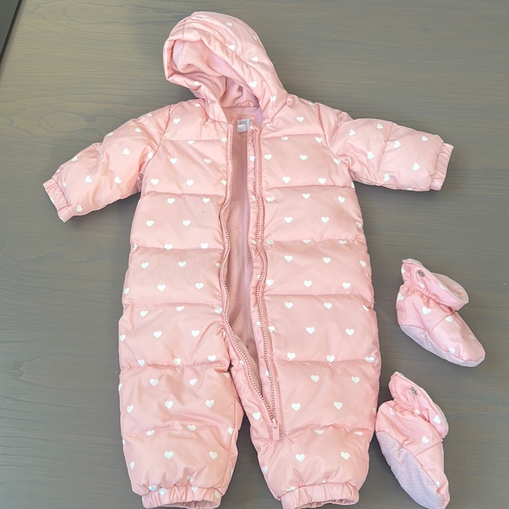 Snow suit